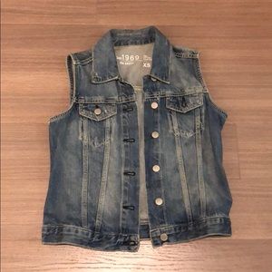 GAP jean vest